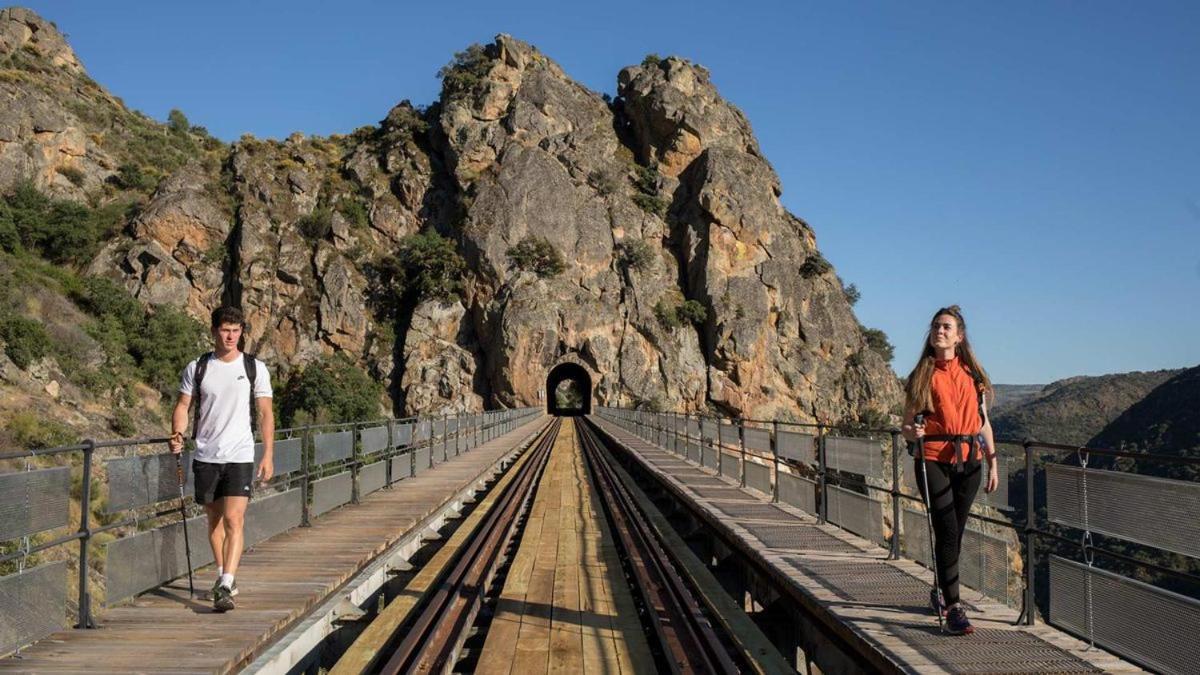 Camino De Hierro Villa Bermellar Екстериор снимка